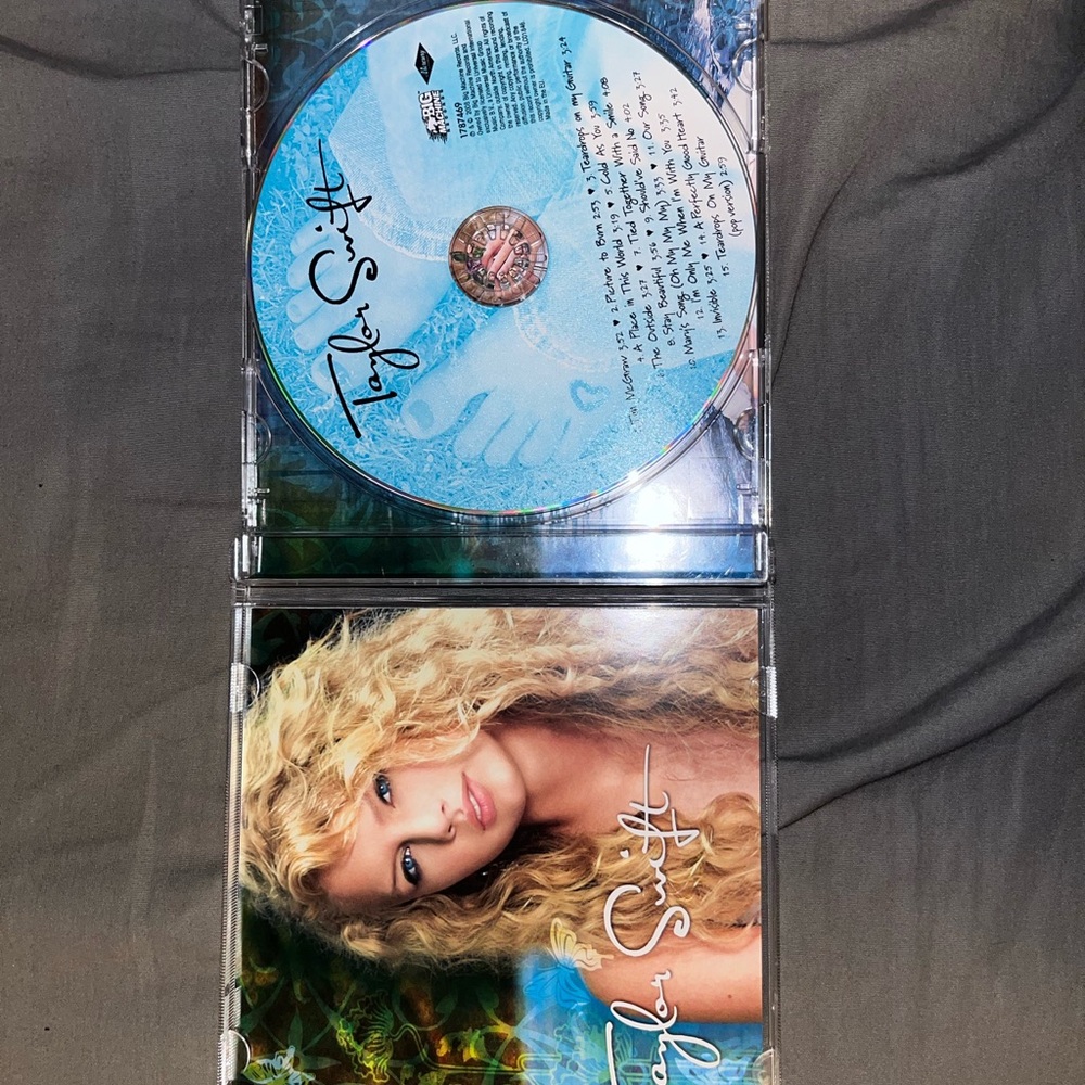 Taylor Swift Debut CD